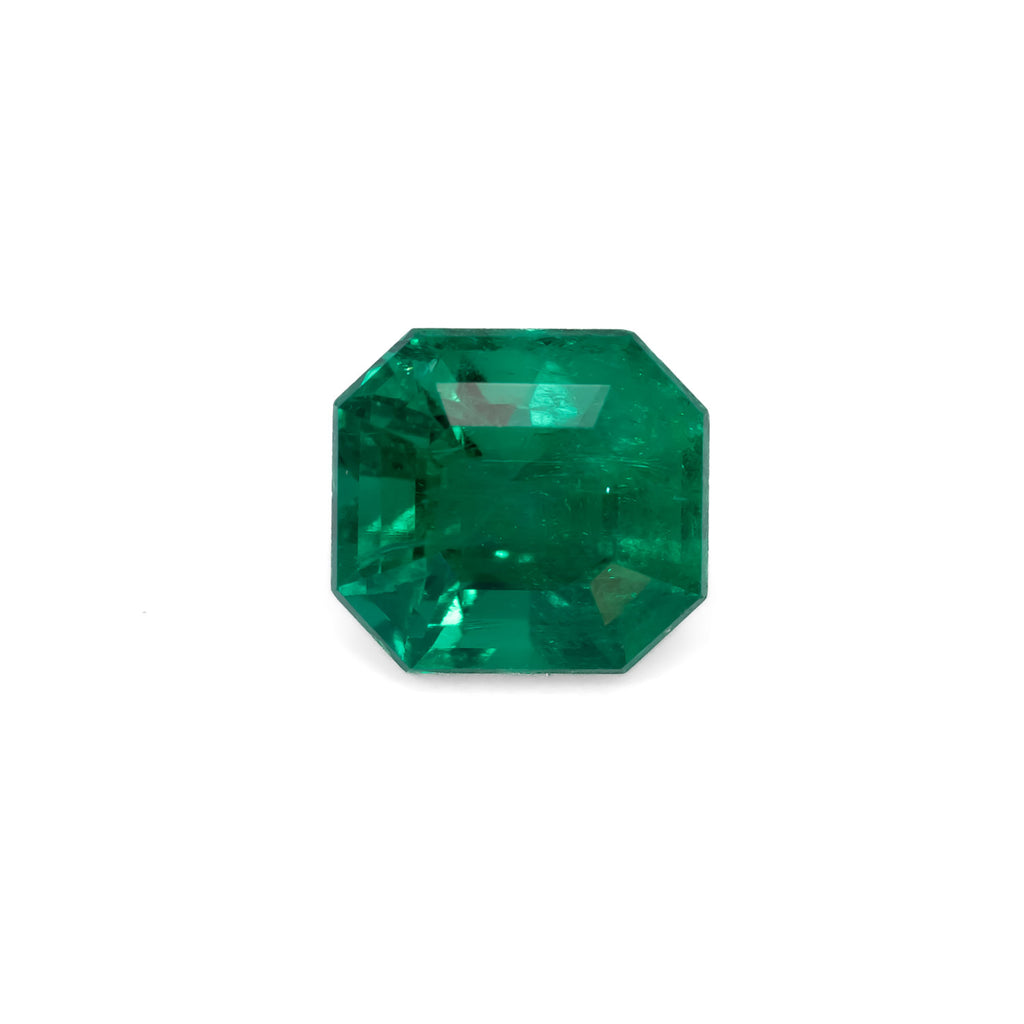 1.42ct Colombian emerald viewed under white light