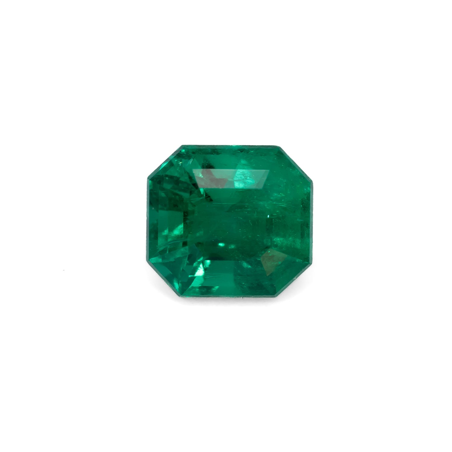 1.42ct Colombian emerald viewed under white light