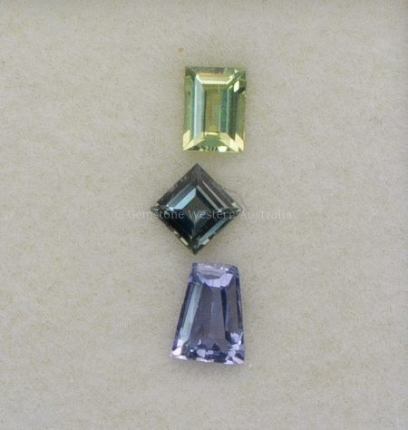 0.84 ct NATURAL SAPPHIRES - THREE-PIECE SET