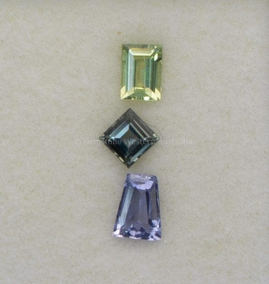 0.84 ct NATURAL SAPPHIRES - THREE-PIECE SET